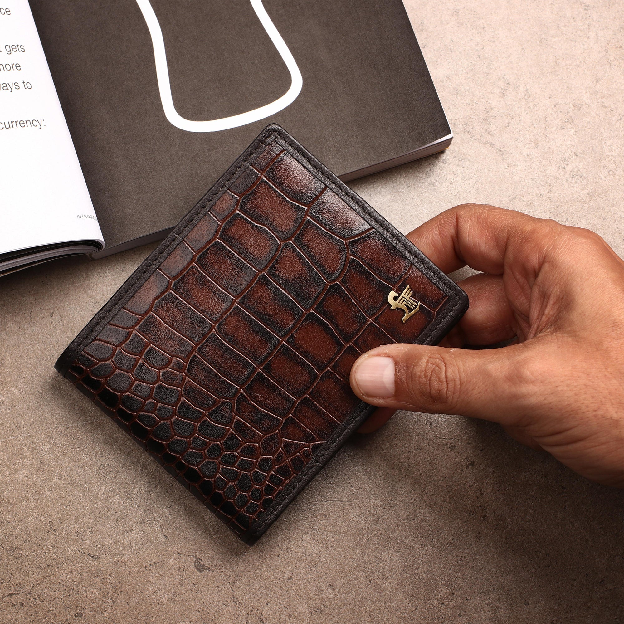 Slim wallet for men