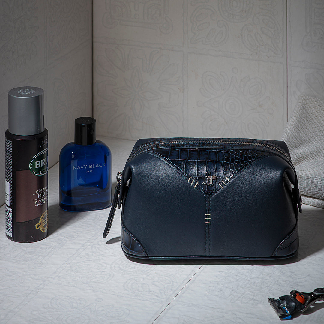 Mens toiletry bags
