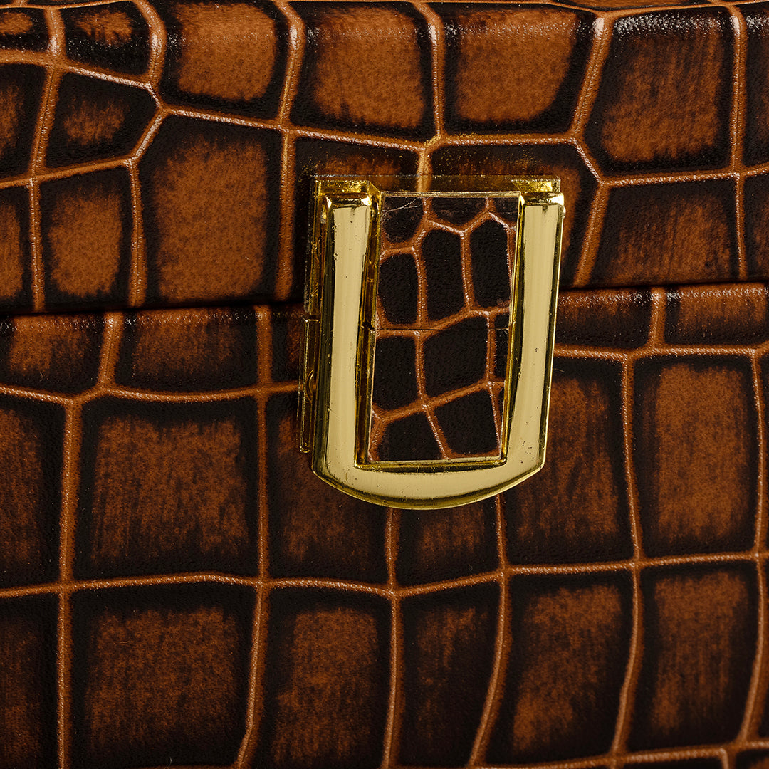 Premium Metal Push Lock on Genuine Leather Watch Box – Secure and Stylish Design