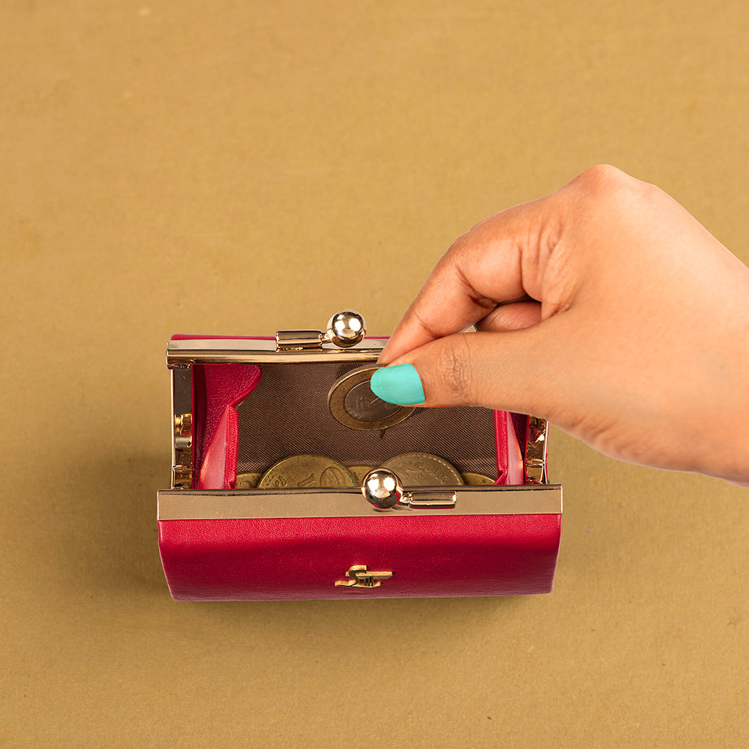 Premium leather coin purse, perfect for organizing coins in a sleek, compact design