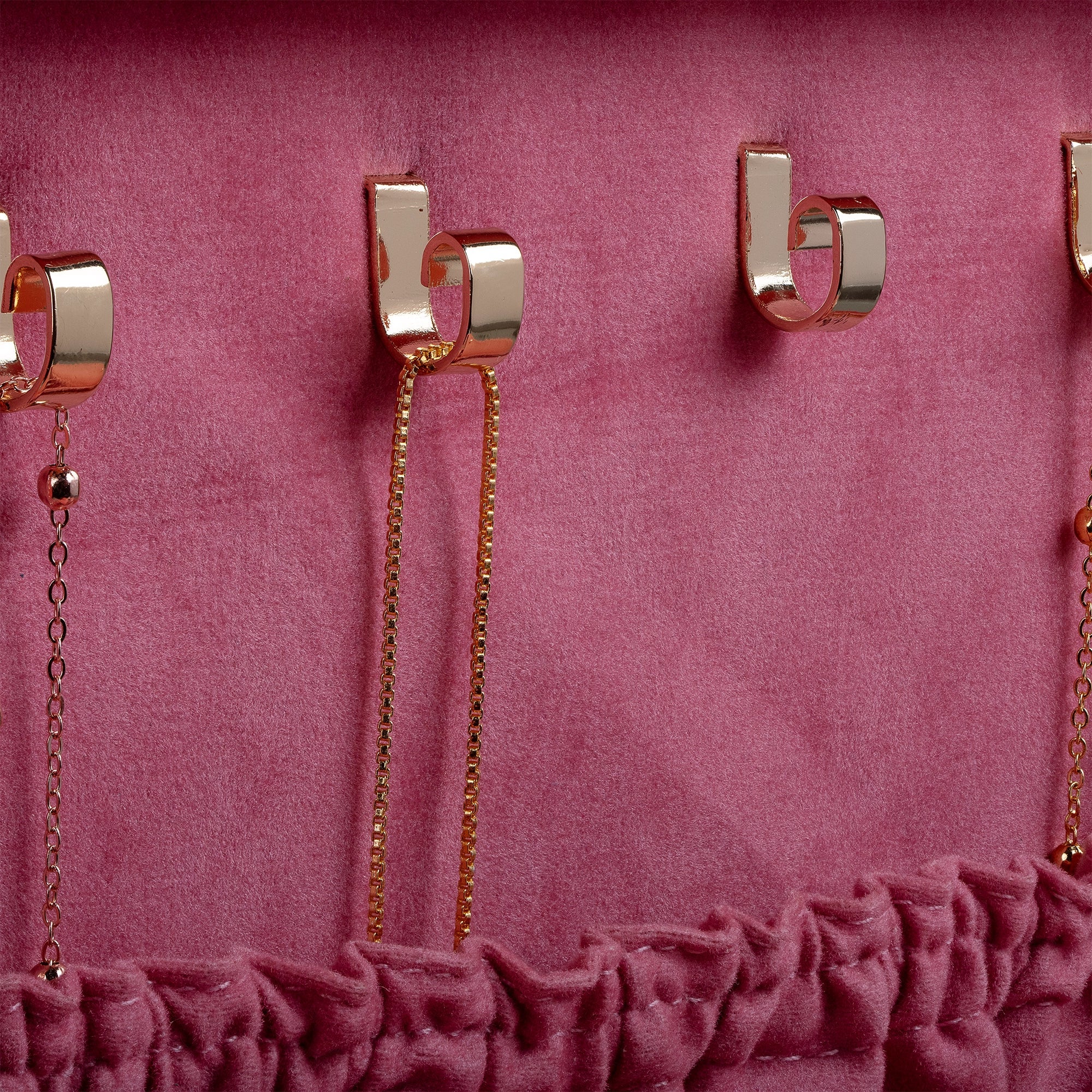 "Leather jewellery box
jewellery box
Jewellery organizer"