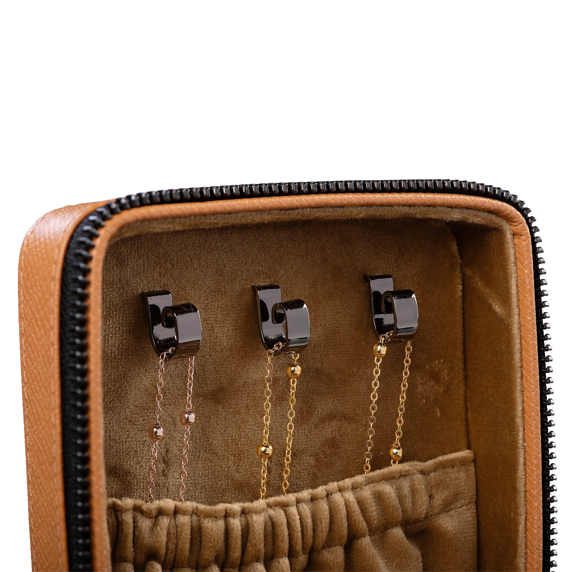 "Jewellery box
Leather travel jewellery case
Leather jewellery box
Travel friendly Jewellery case"