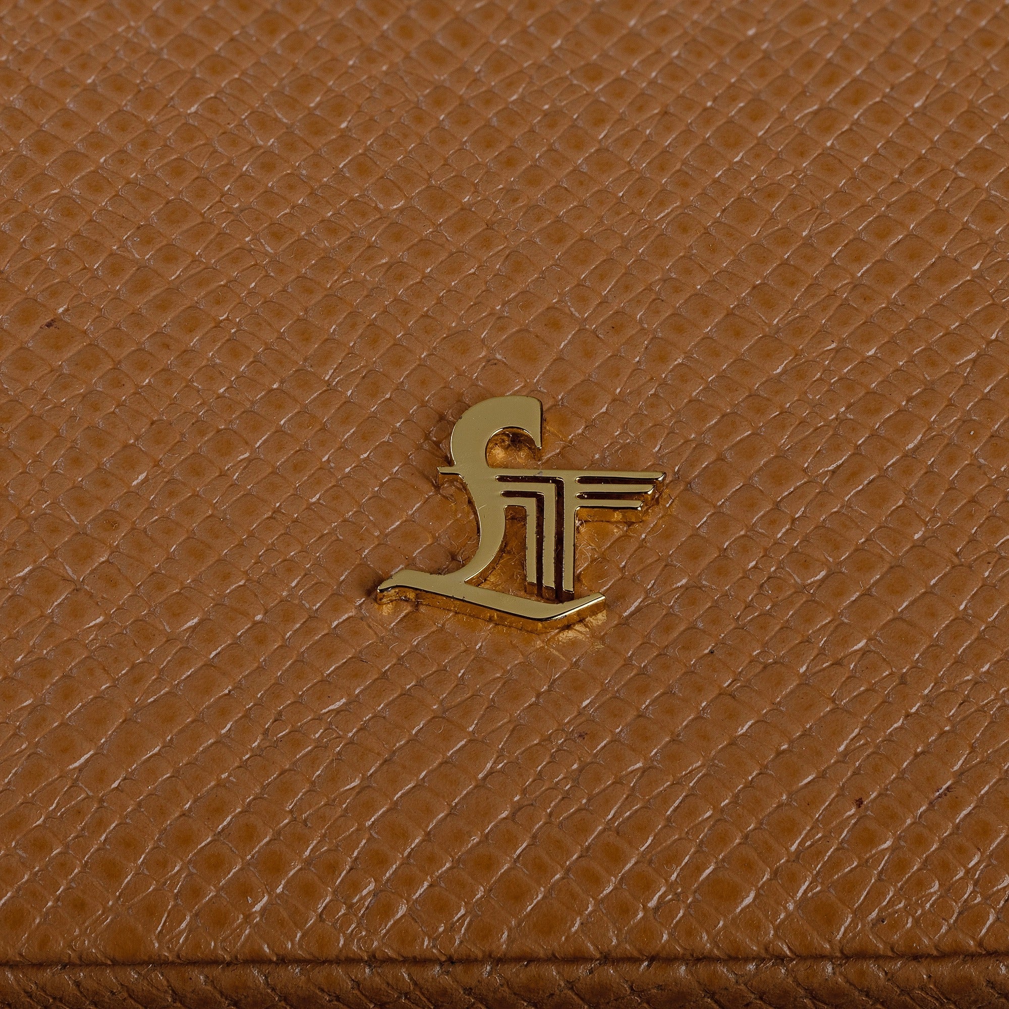 "Leather jewellery box
jewellery box
Jewellery organizer"