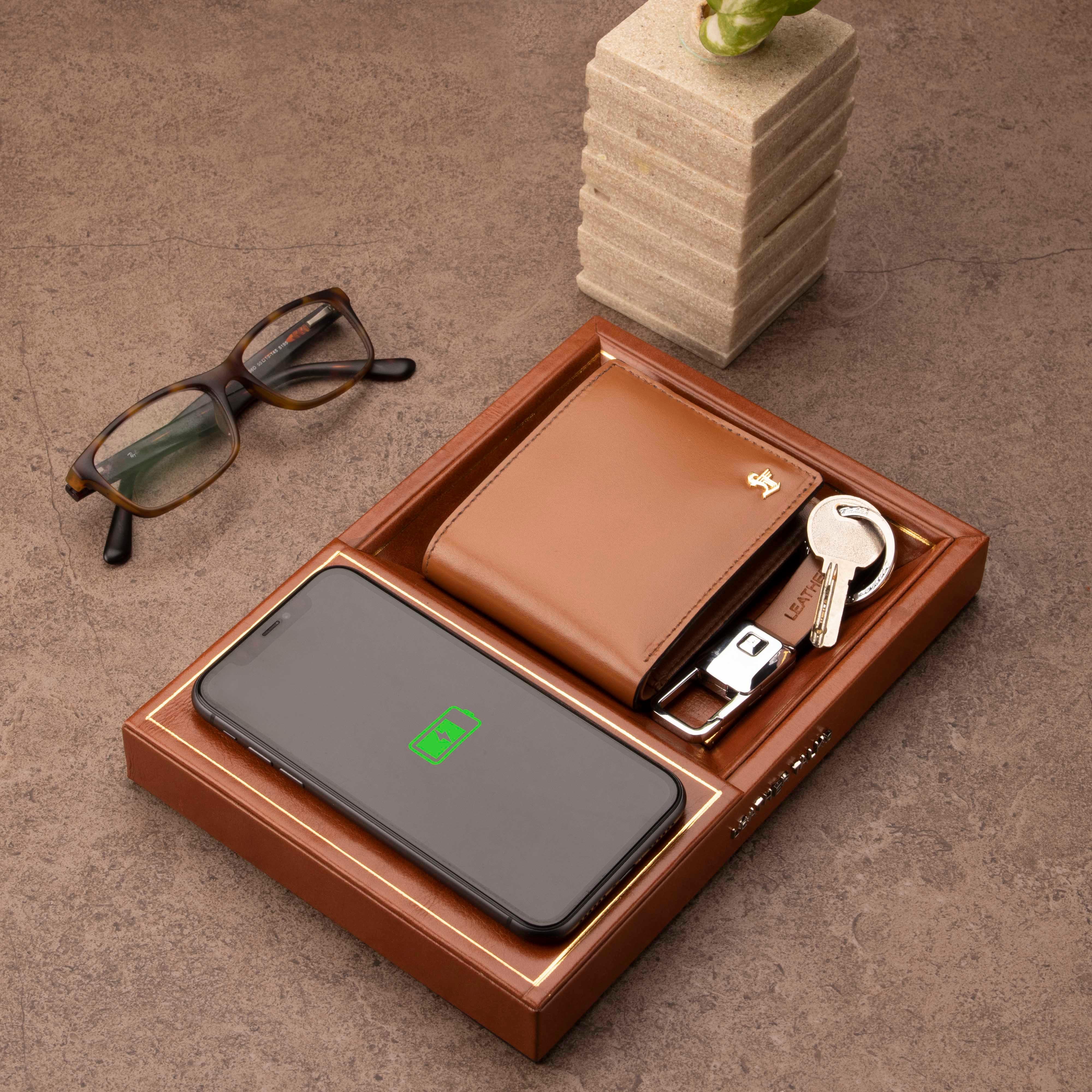 Leather Smart Valet Tray With Wireless Charging | Color: Tan