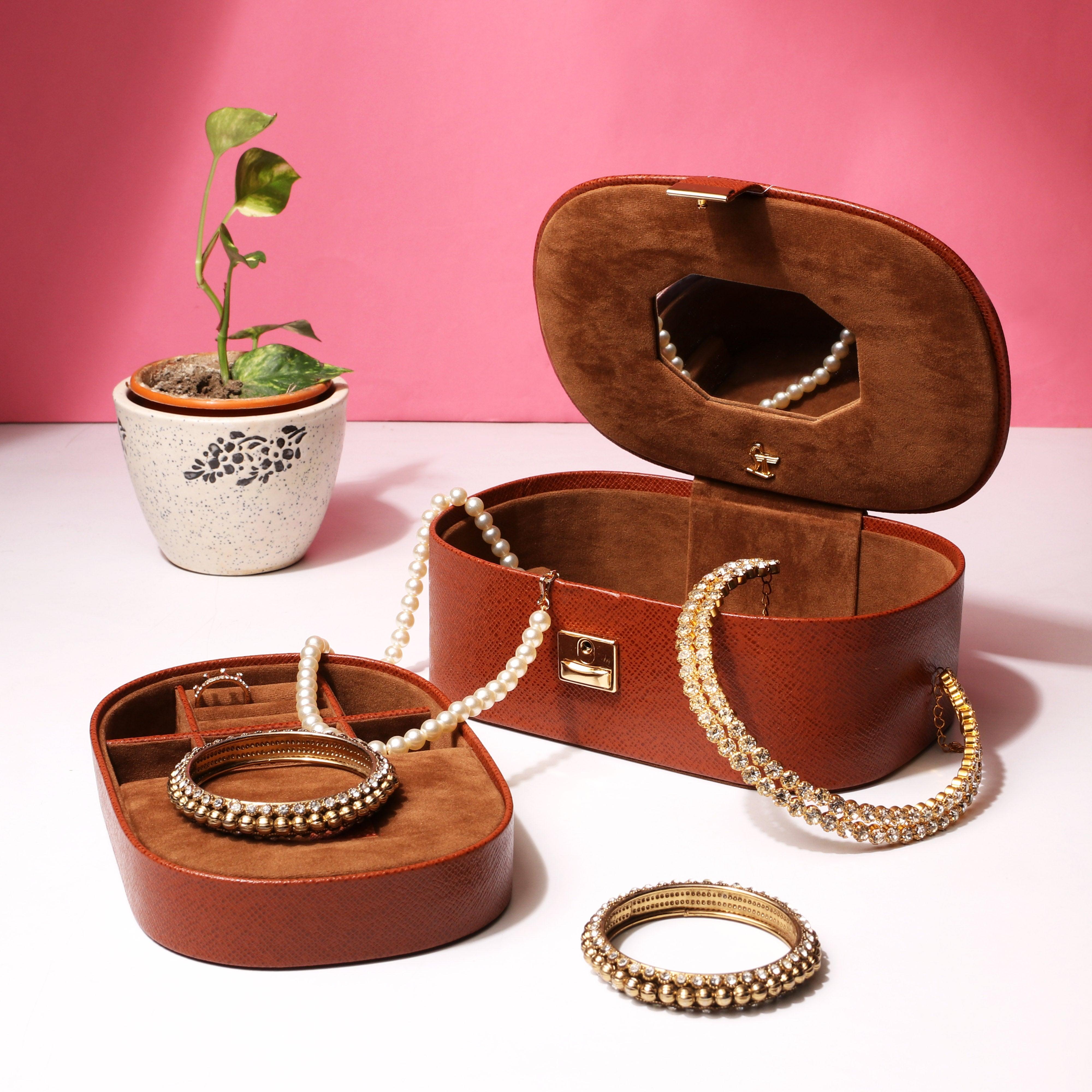 Jewellery Box III - Leather Talks