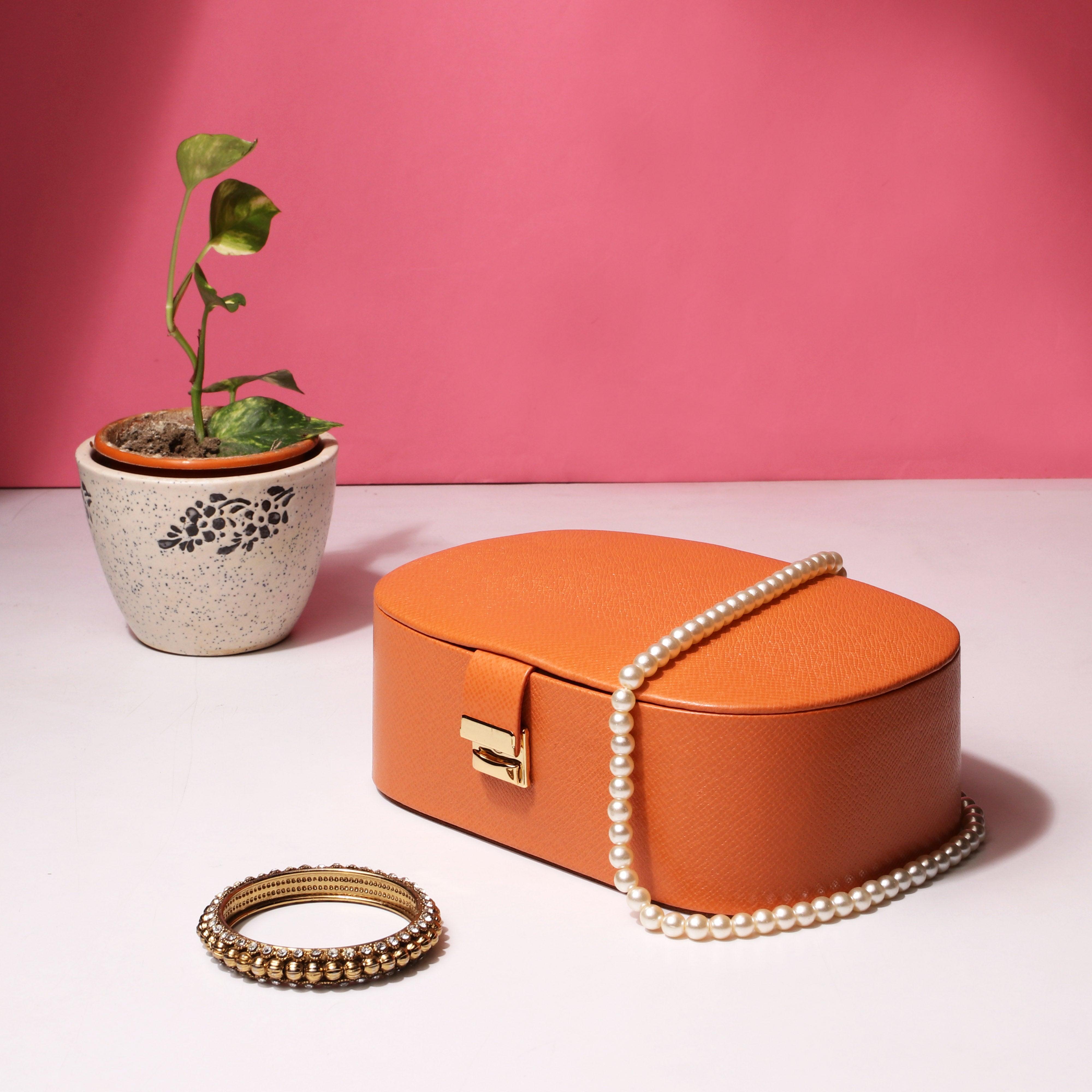 Jewellery Box III - Leather Talks