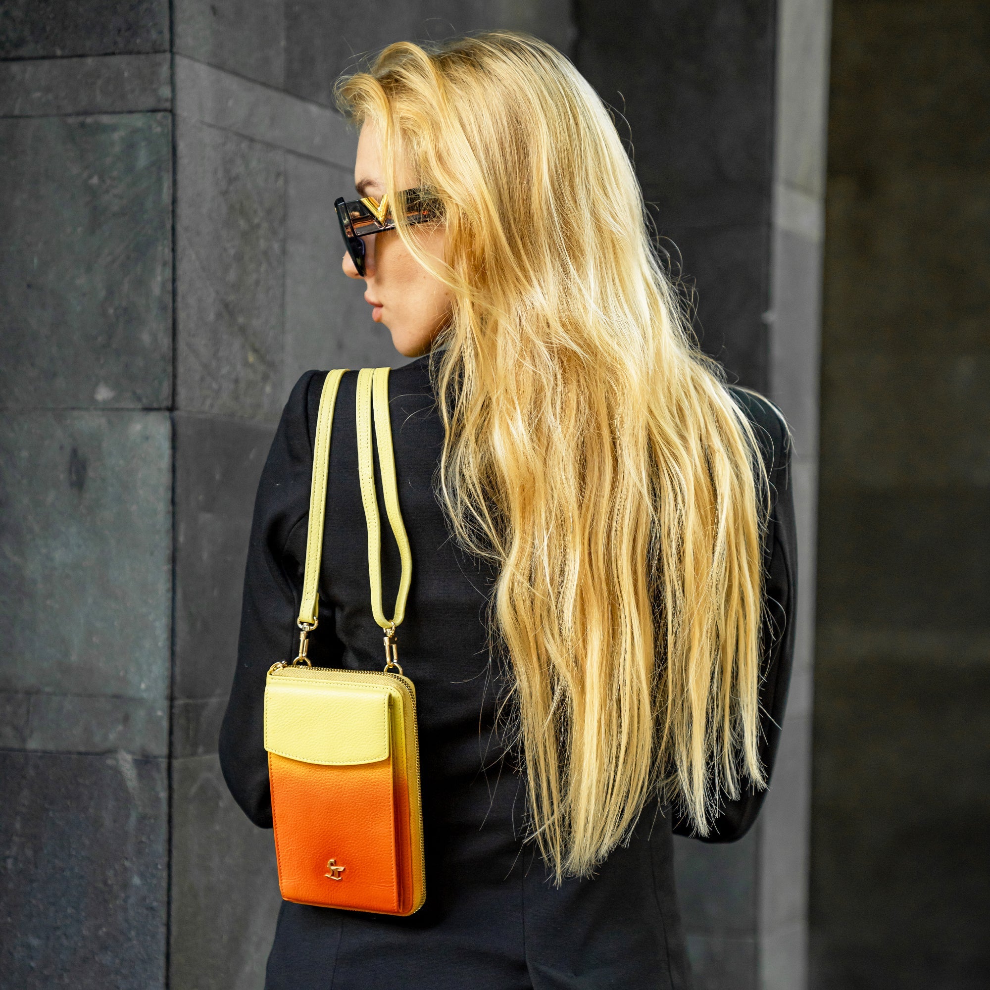 leather corporate gifts for women