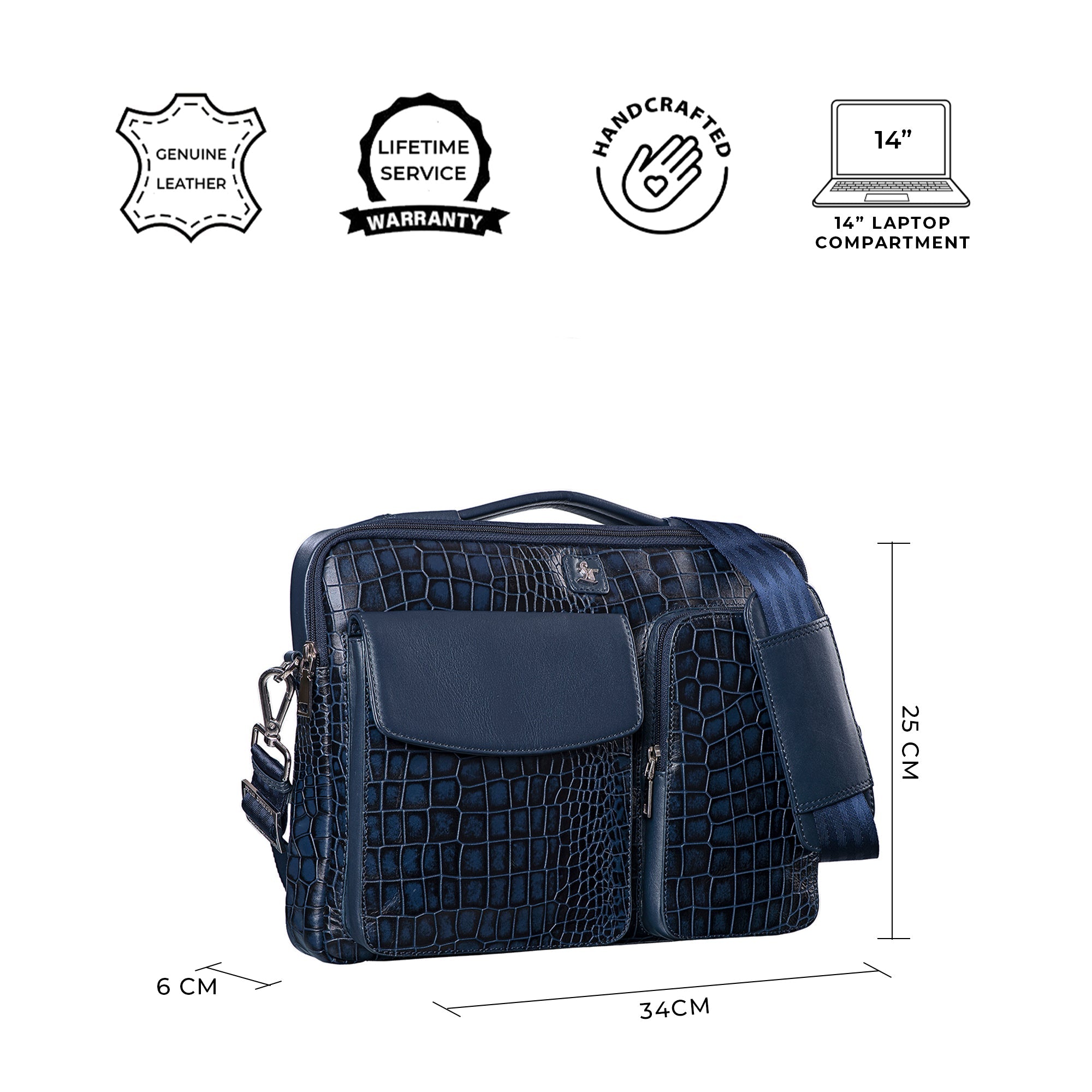 Laptop Sleeve IV carrying a 13.5-inch laptop with accessories inside