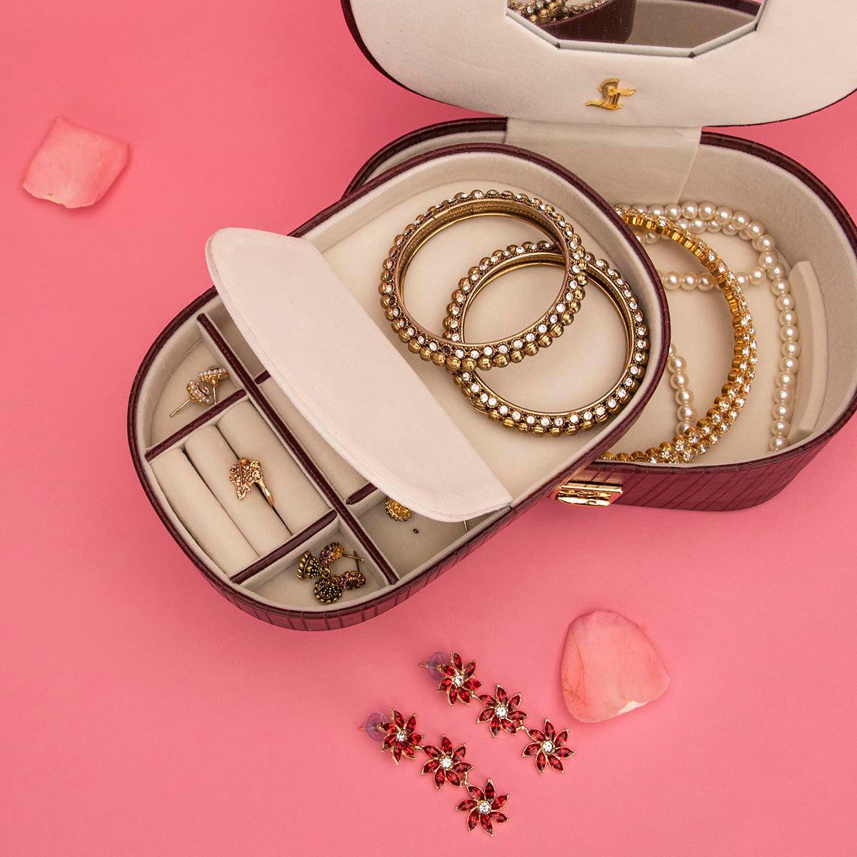 Jewellery Box III - Leather Talks