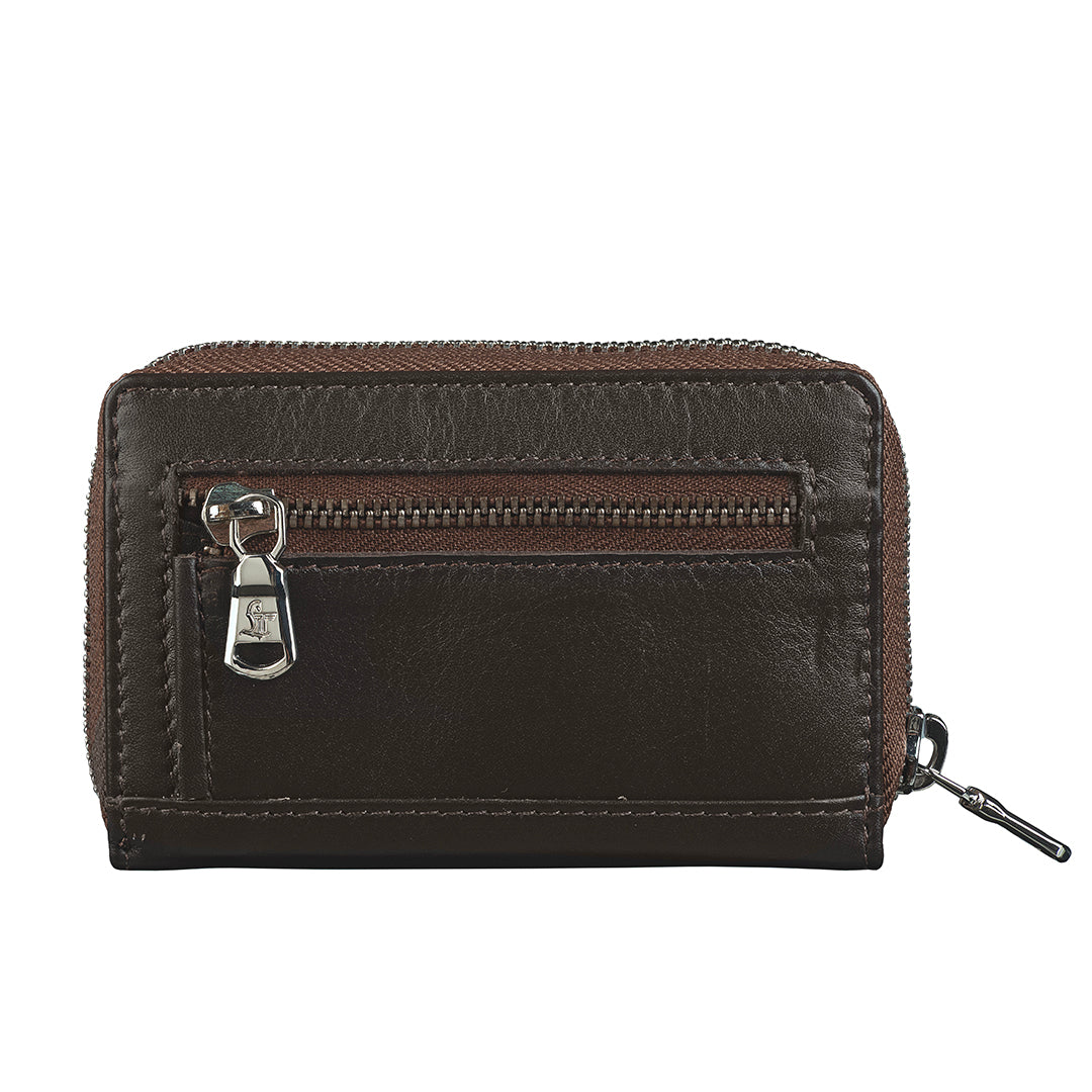 Portable card holder for everyday use – A portable and functional card holder designed for easy access and organization of your essential cards.