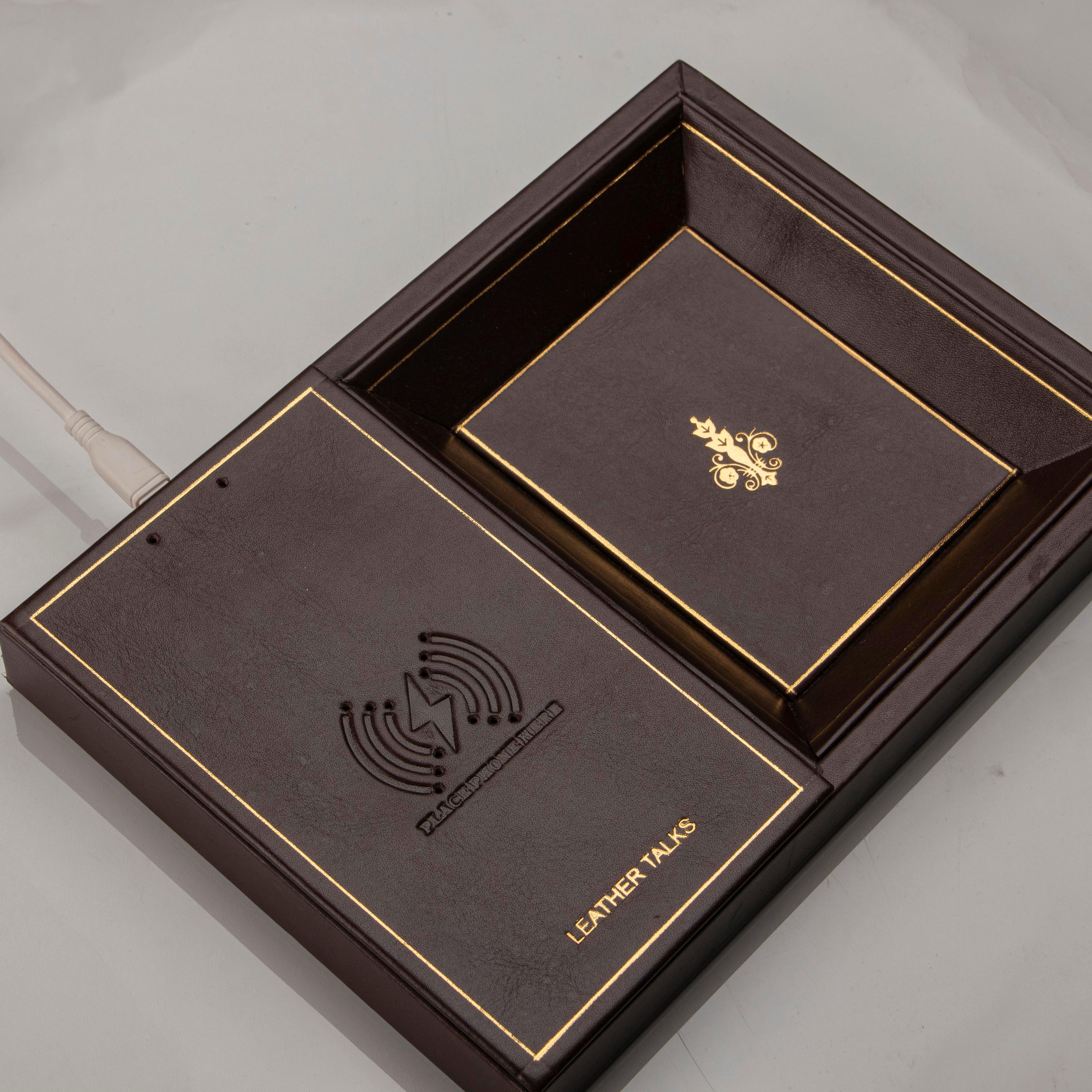 LT Smart Valet Tray With Wireless Charging - Leather Talks 