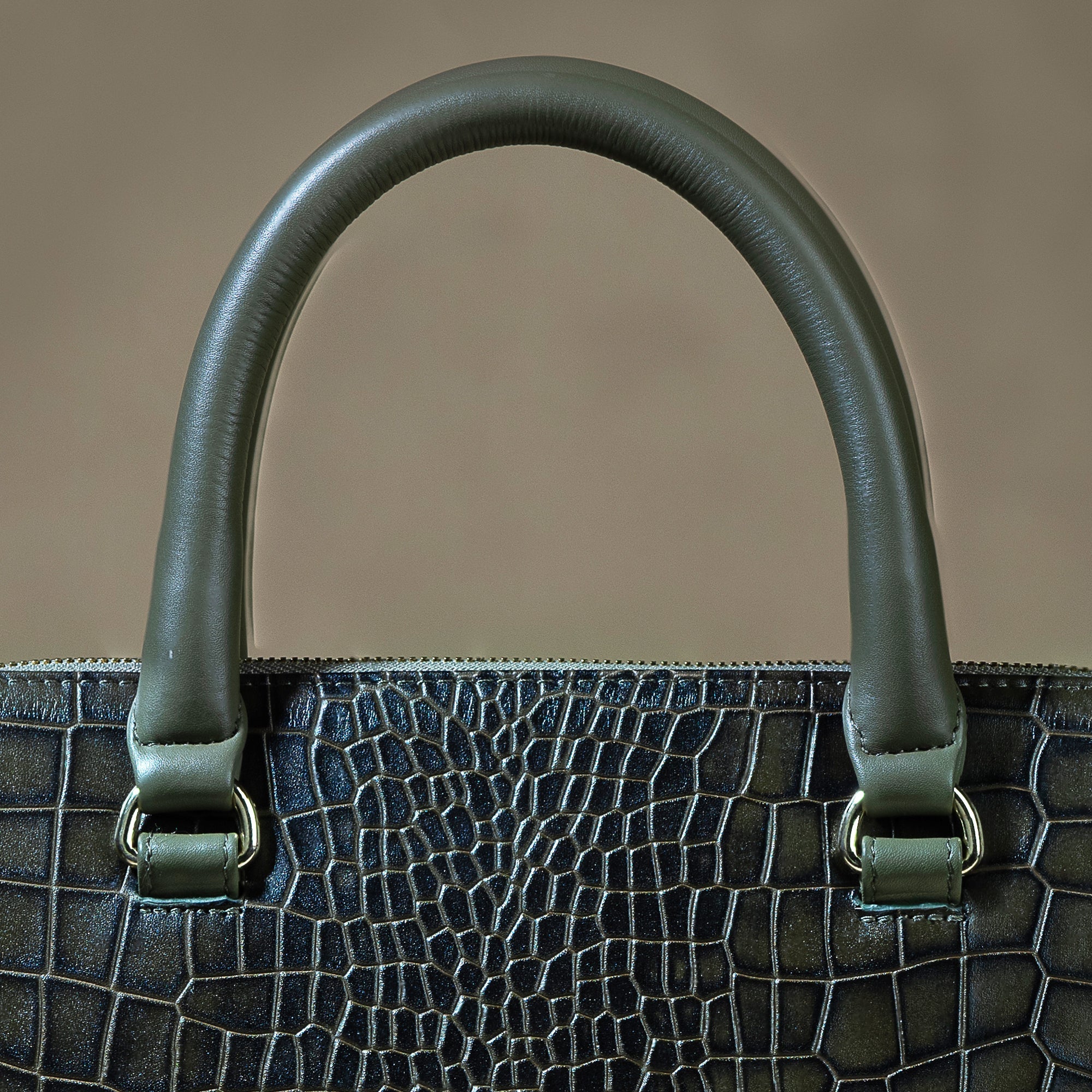 Genuine leather handbag for women