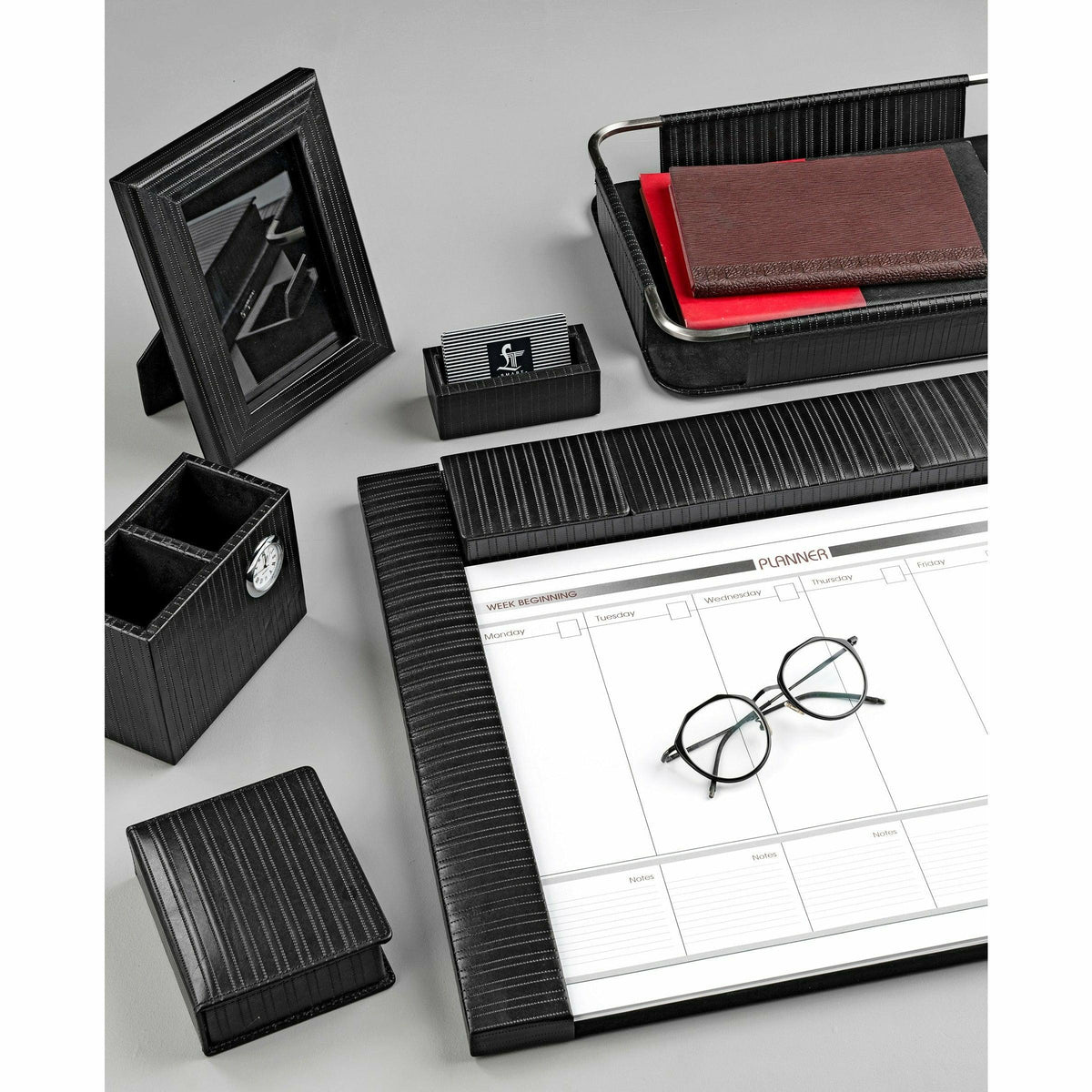 Desktop Planner Set I I Genuine Leather Planner Set I for Office Use