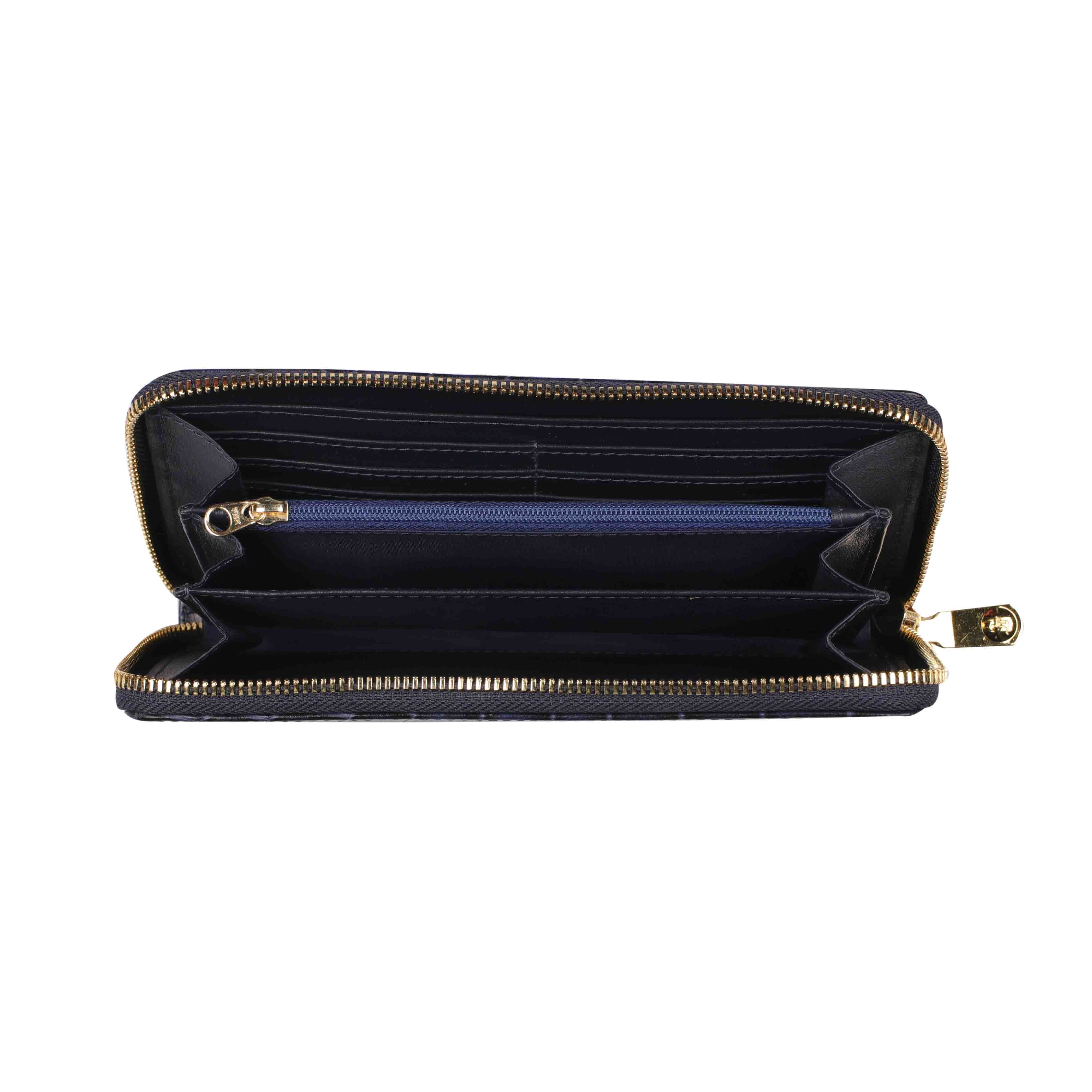 Three cash compartment