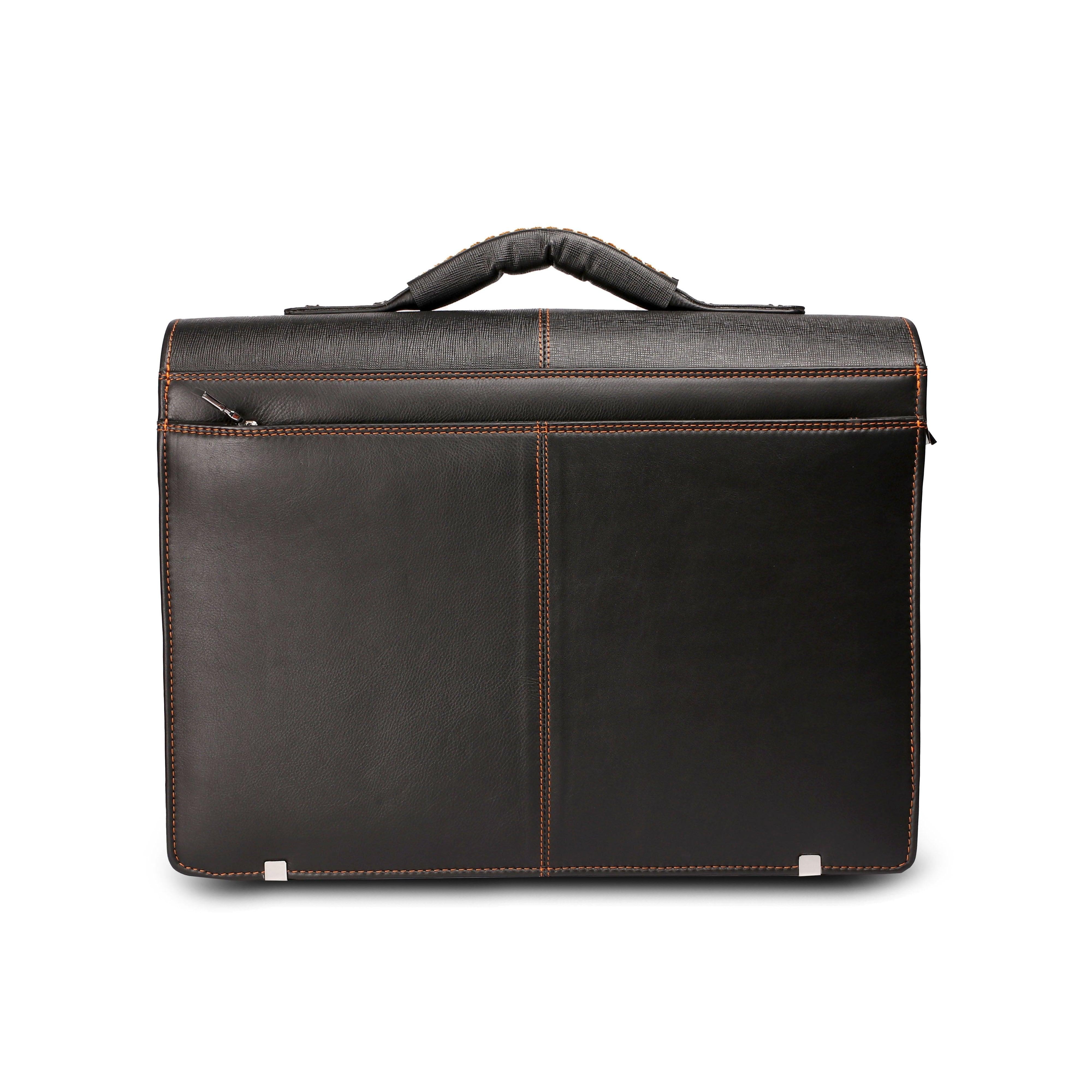 One zipped compartment at the back